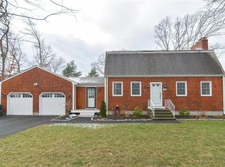 25 Long Ln, Warren, RI 02885