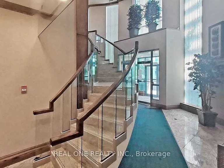 4900 Glen Erin Dr #805 — Photo 17