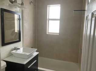 410 NW 7th St #2, Miami, FL 33136