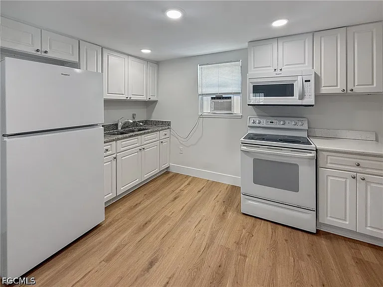 204 2nd St #2 — Photo 8