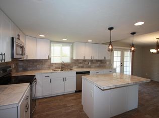 7810 E Longleaf Pl, Tucson, AZ 85730