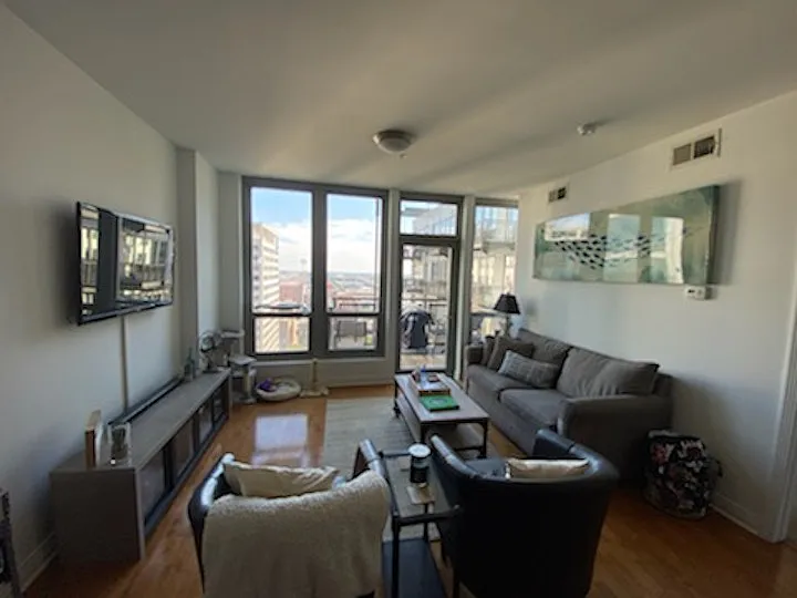 565 W Quincy St #1715 — Photo 2