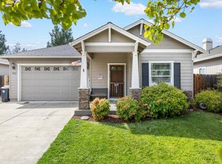 742 S Haskell St, Central Point, OR 97502