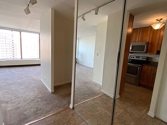 4th image of 5455 N Sheridan Rd APT 1805