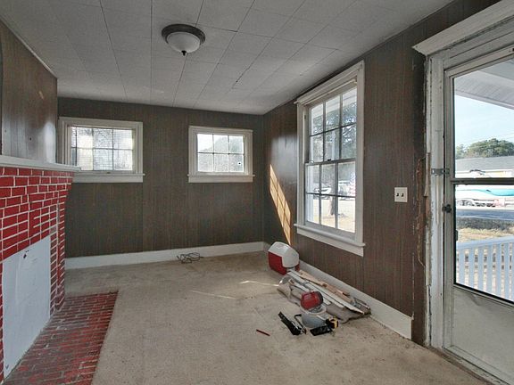 5th image of 4271 Davis Hwy