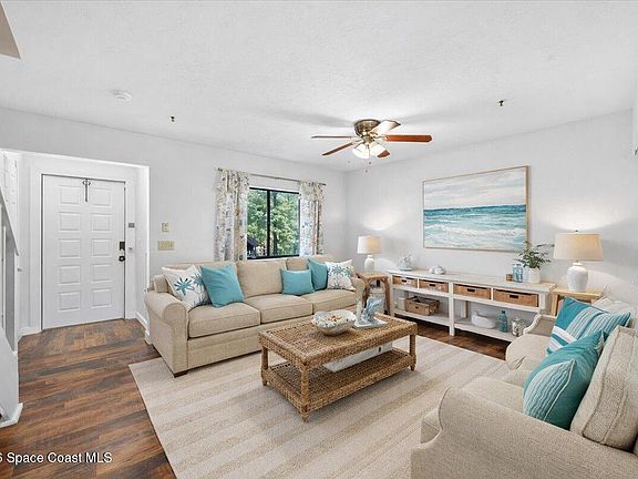 3rd image of 7817 Shadowood Dr APT 210