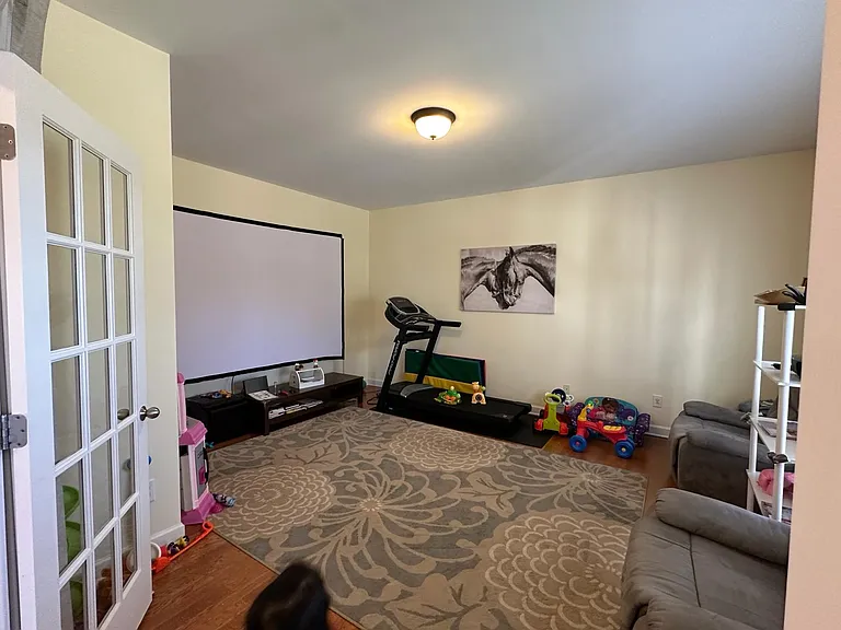 1110 Waverly Pl — Photo 18