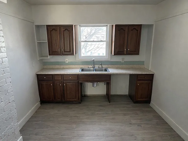 3181 W 82nd St #UP — Photo 5