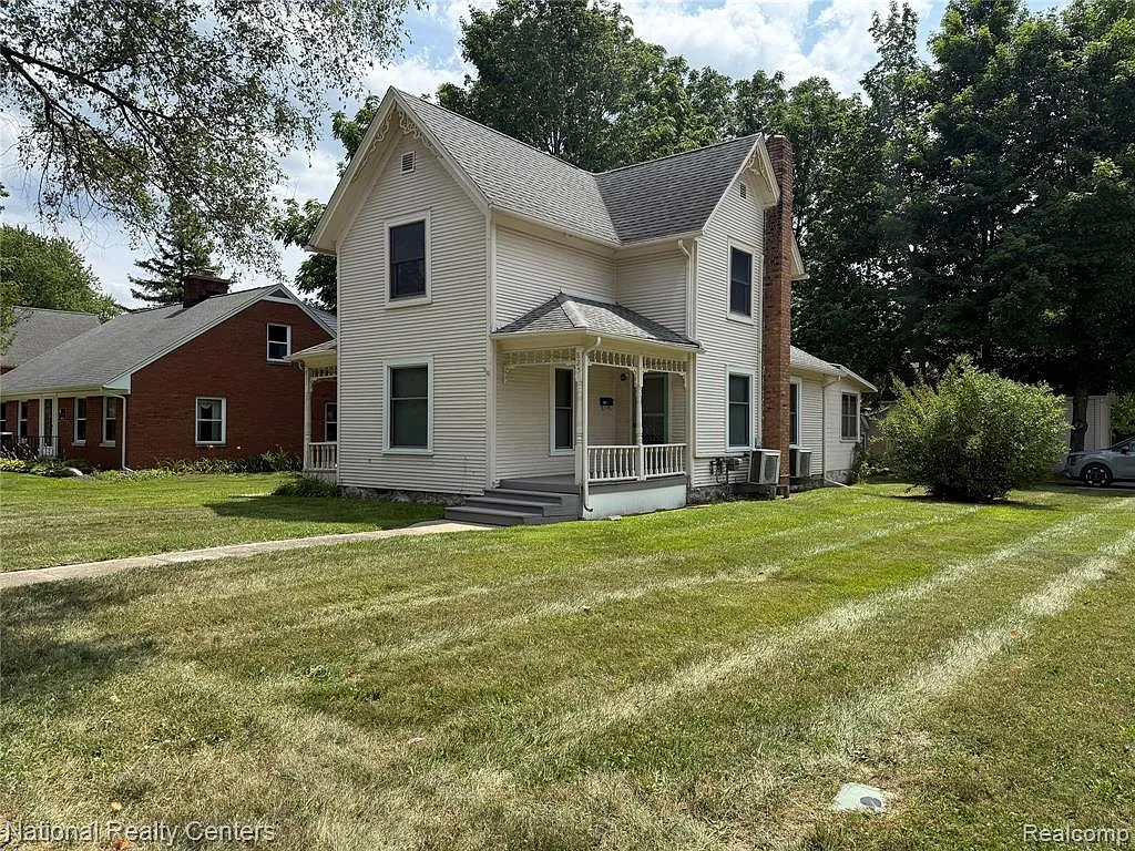 1 bed, 1.0 bath, 636 sqft, $1,600 — Photo 3