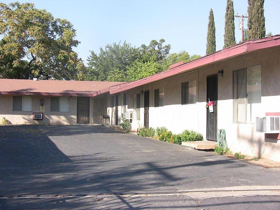Duplex exterior