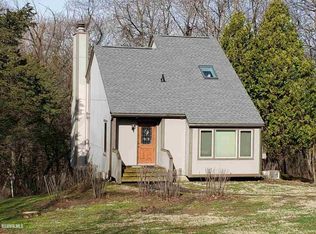 17 Pinehurst Ct, Galena, IL 61036