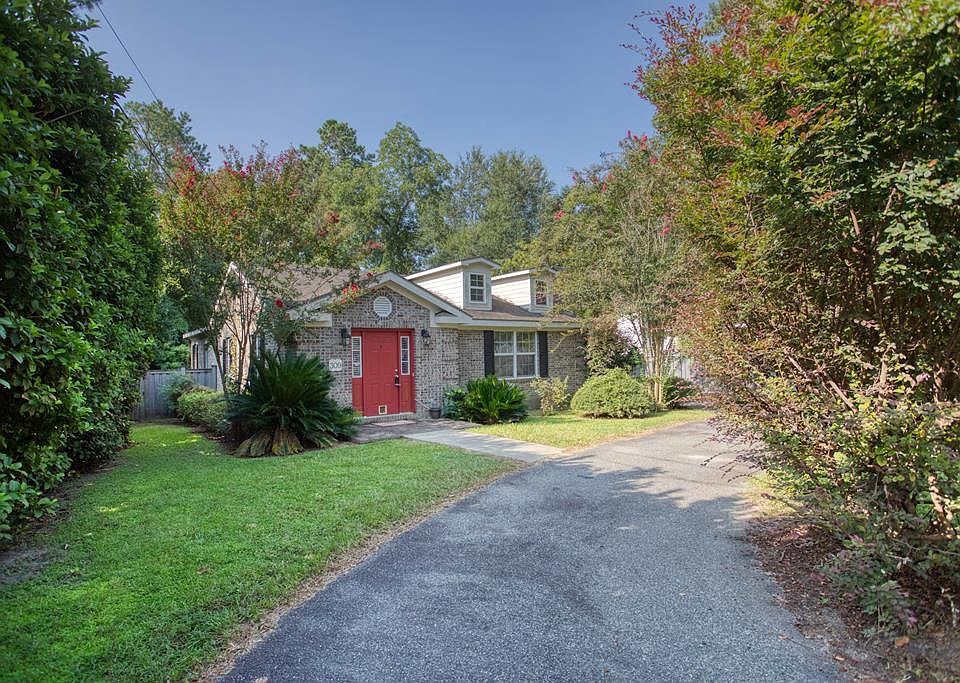 1st image of 309 W Cranford Ave