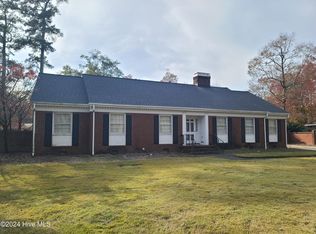 1904 Sedgefield Dr, Kinston, NC 28504