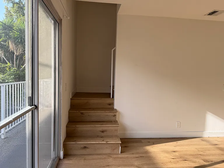 1520 S Bedford St #7 — Photo 7