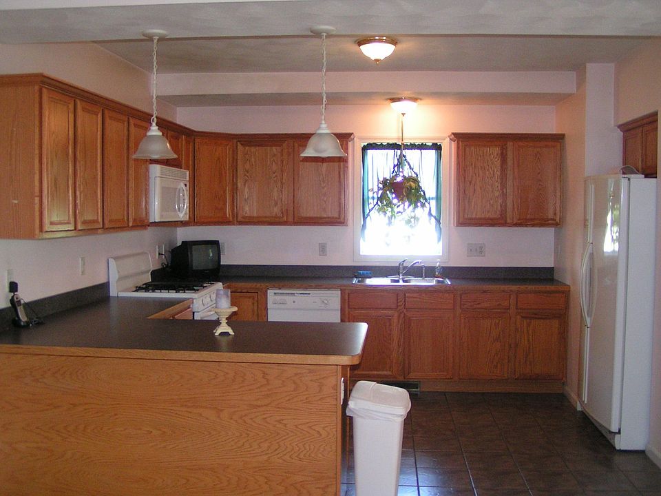 Large Beautiful Kitchen
