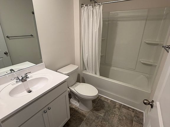 4th image of 231 Ambernic Way