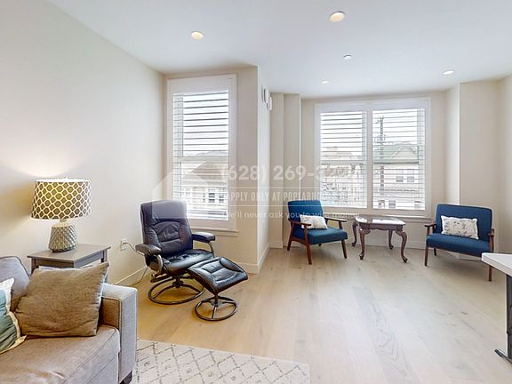 4th image of 2224 Clement St #107
