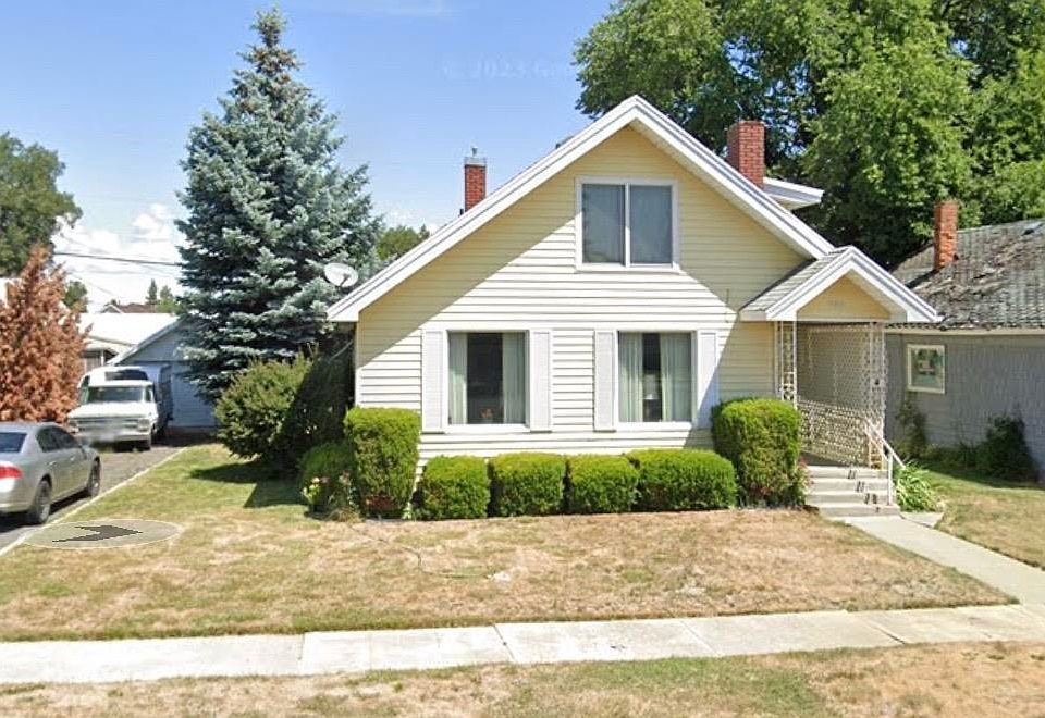 1st image of 710 Marshall St
