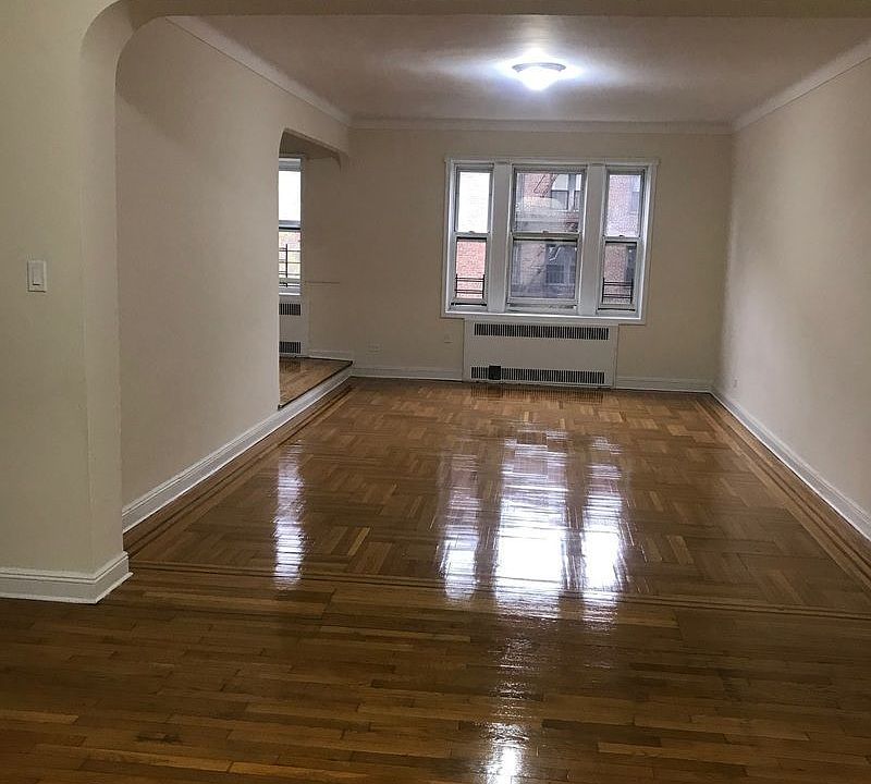 1st image of 7272 112th St