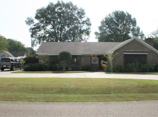 912 Sanders Dr, Amory, MS 38821