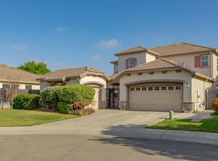 27 Skarda Ct, Sacramento, CA