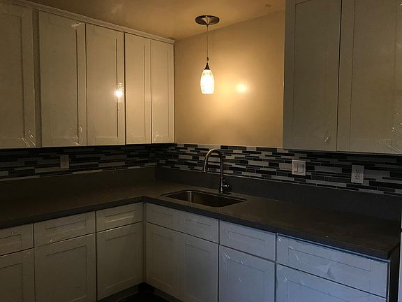 4th image of 642 Le Mar Park Dr Unit 6