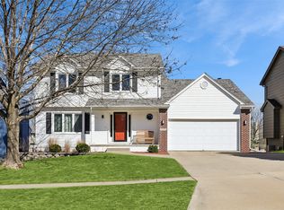 5053 Raintree Dr, West Des Moines, IA 50265
