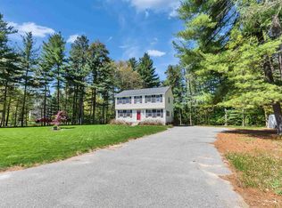 3 Pondview Dr, Merrimack, NH 03054