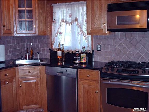 2nd image of 237 Oakley Ave