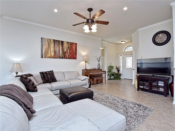 4th image of 1707 Windy Park Dr