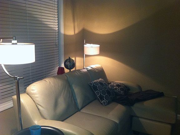 4th image of 1478 Hamlin Park Cir