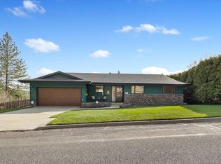 4305 W Arrowhead Rd, Spokane, WA 99208