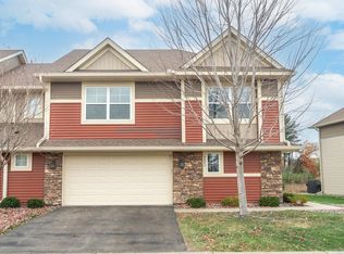 9872 5th Street Ln N, Lake Elmo, MN 55042