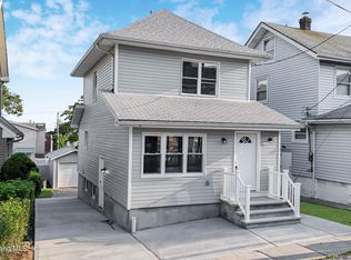 19 Garden St, Staten Island, NY 10314