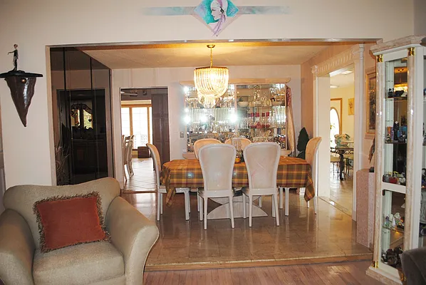 Sold by Homesite Realty Inc. | media 29