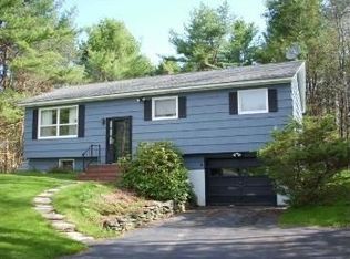 5 Lemieux St, Lewiston, ME 04240