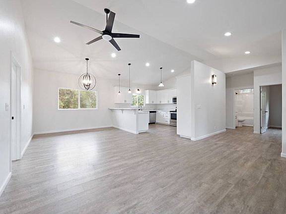 2nd image of 18-4088 Holana St