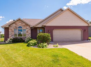 1602 Rimrock Rd, Saint Charles, MN 55972