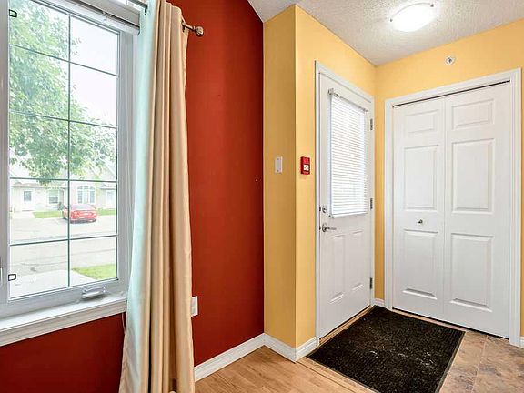 3rd image of 116 Ridgestone Ln SW #13