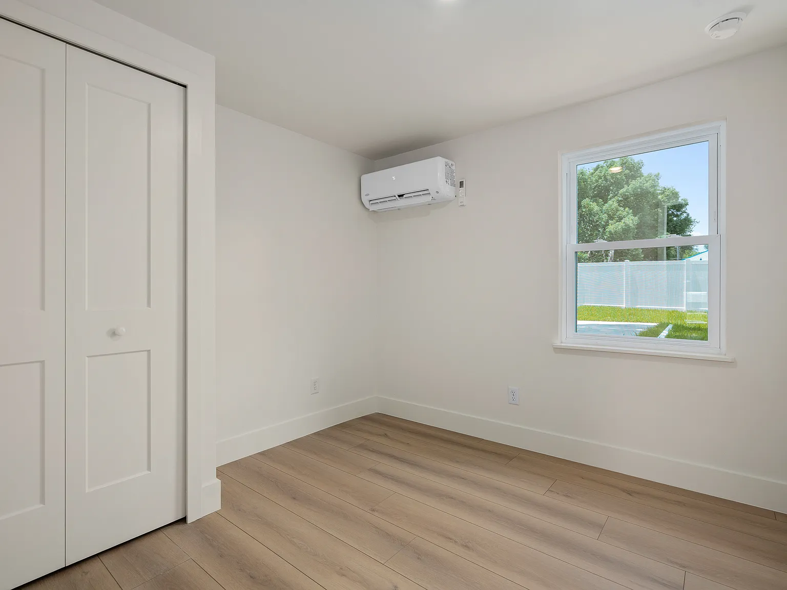 3 bed, $2,299 — Photo 3