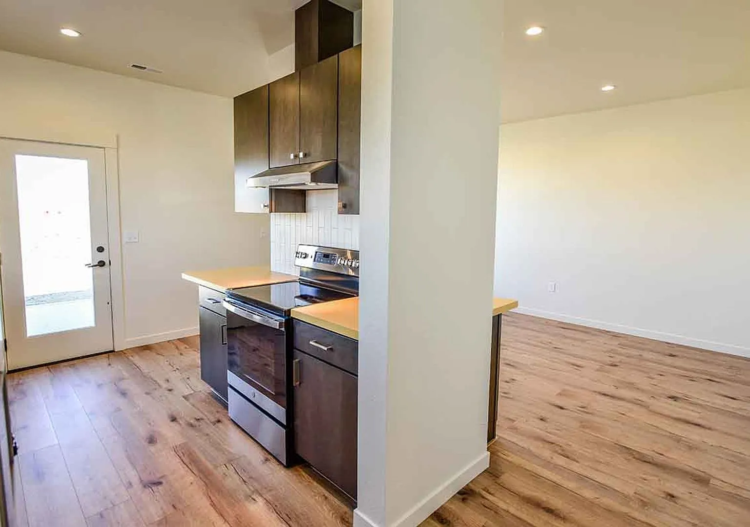2342-46 Shorthorn Ave. - Burnham Ranch Building 3 — Photo 4