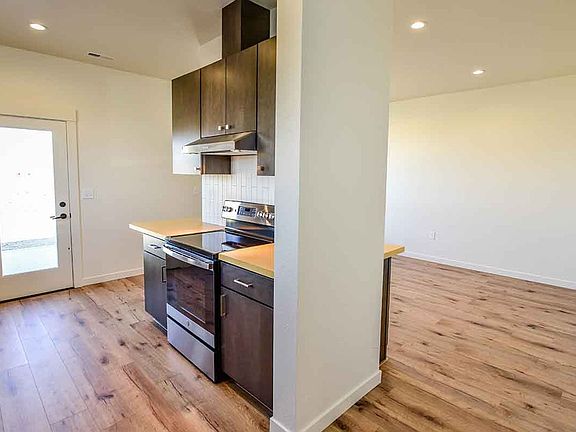 4th image of 2342 Shorthorn Ave #2342