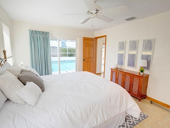 5th image of 2053 Dolphin Blvd S