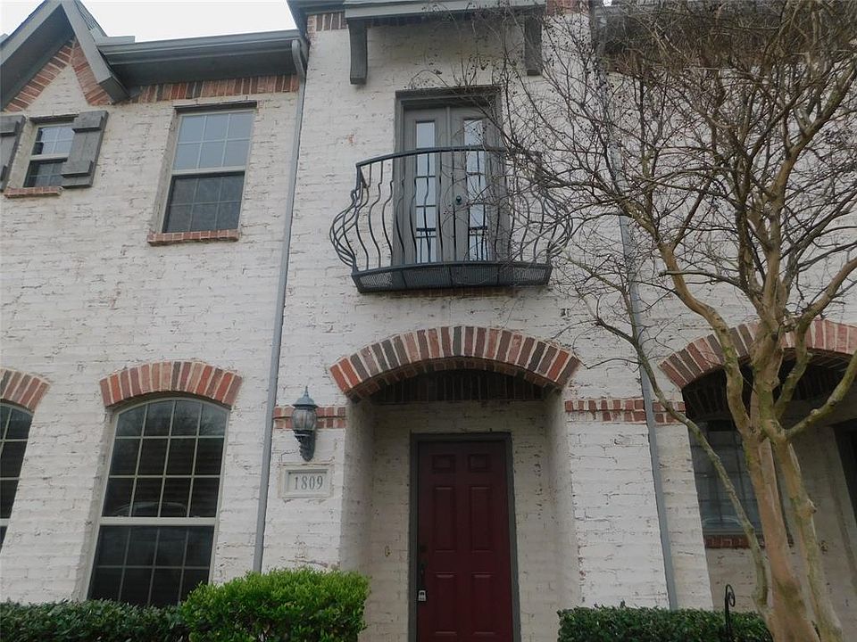 1st image of 1809 Desoto Dr