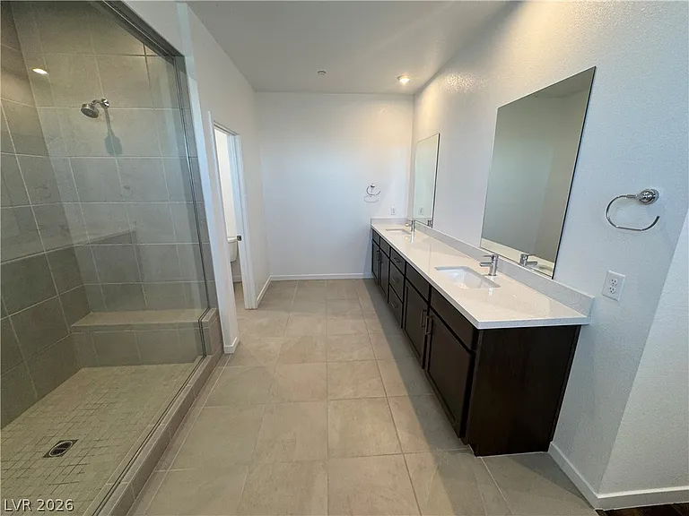 3262 Fountaintree Ave — Photo 41