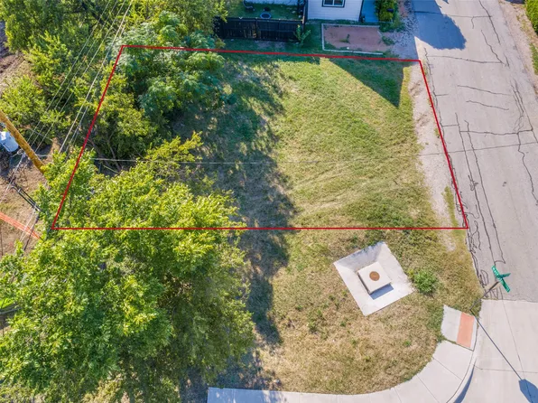 6691 Half Elm St, Frisco, TX 75034