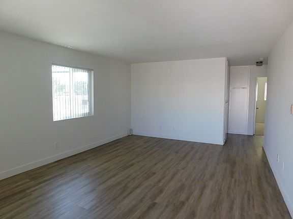 5th image of 10652 Chestnut St APT C