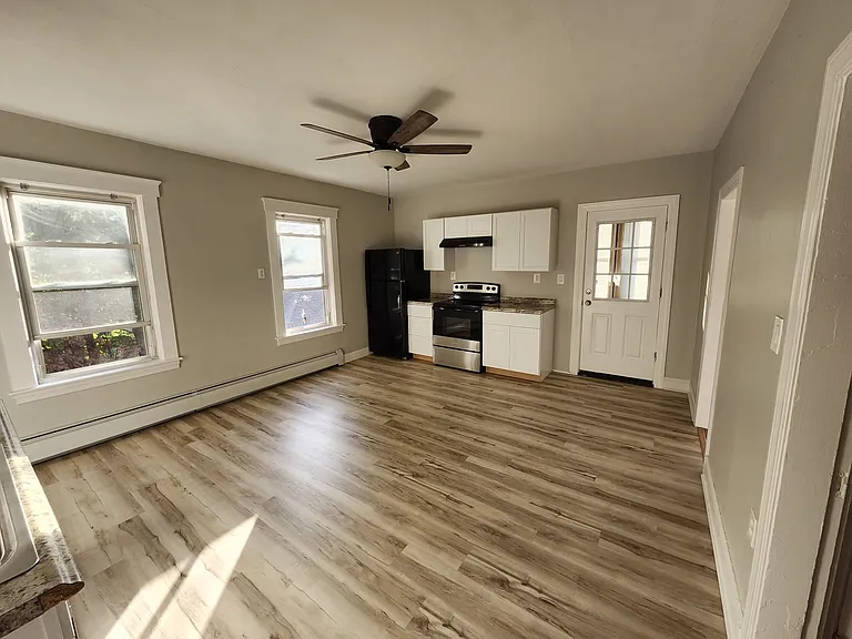76 Abbott Ave #1 — Photo 1