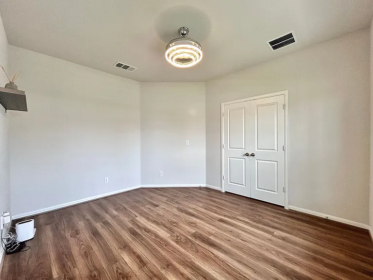 208 Azalea Springs Rd — Photo 26