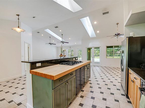 4th image of 3585 SE 55TH COURT